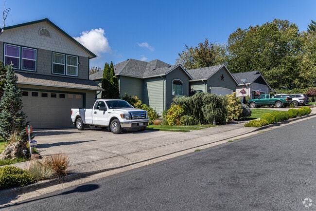 Beacon Hill offers a wide selection of modern traditional style home.