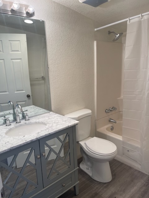 400 S Laurel St Unit 400, Turlock, CA 95380