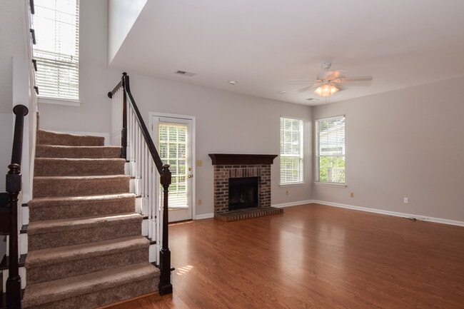 1827 Falling Creek Cir, Mount Pleasant, SC 29464 - photo 2