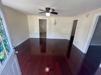 189 Spring St Unit Apartment 1, Westbrook, ME 04092