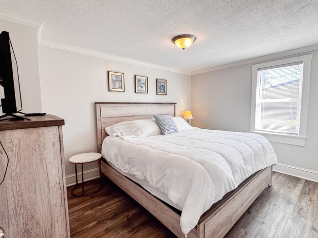 813 N Spair St, Thomasville, GA 31792 - photo 5