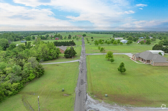 Plenty of homes in West Mustang enjoy their large front and back yards.