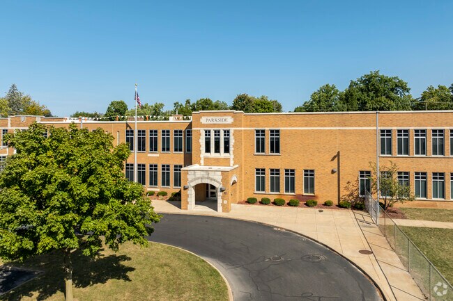 Parkside Elementary challenges students by offering an all-encompassing curriculum.