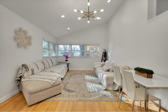 1317 Ferndale Ave, Highland Park, IL 60035 - photo 2