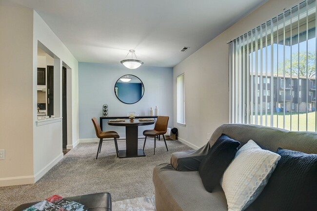 ReNew Franklin Hills, Southfield, MI 48034 - photo 2