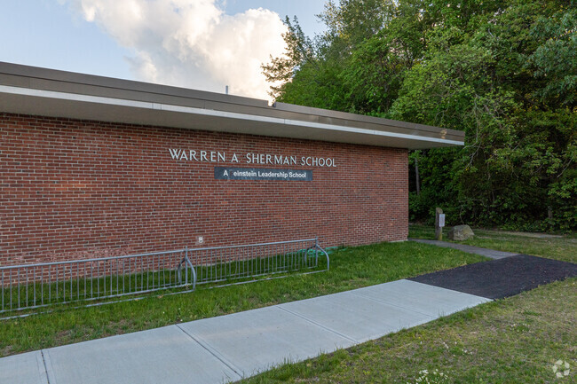 Sherman Elementary School has a niche score of B-.