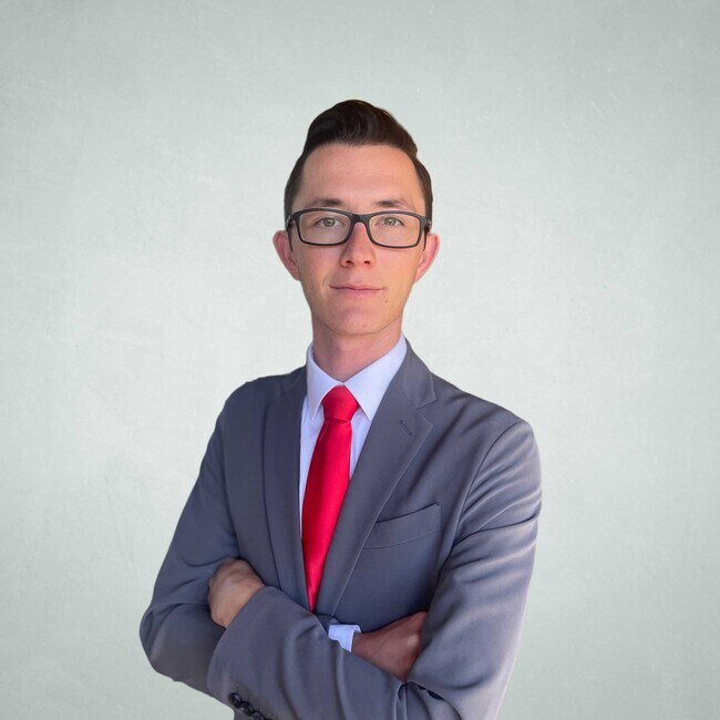 Agent Photo