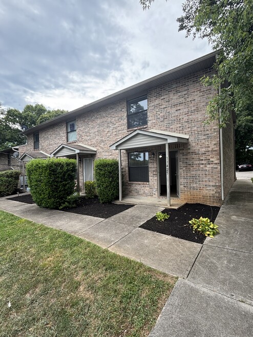 View of the front of the townhomes