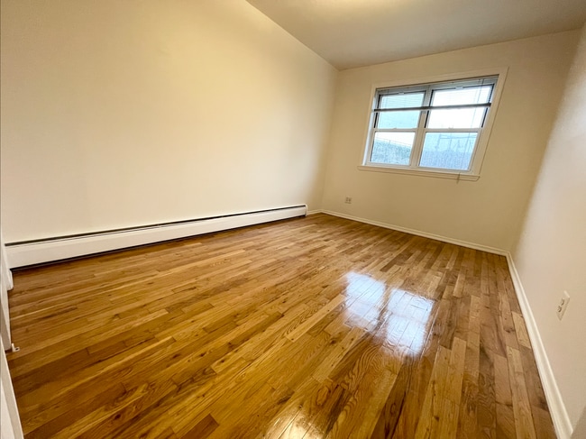 4305 49th St unit 3, Sunnyside, NY 11104 - photo 5