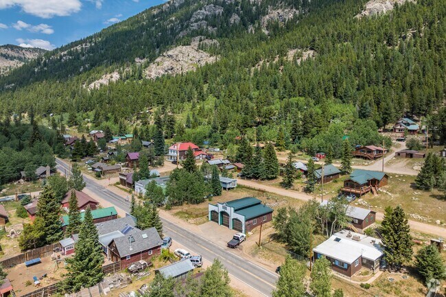 Eldora is mostly residential, single family homes.