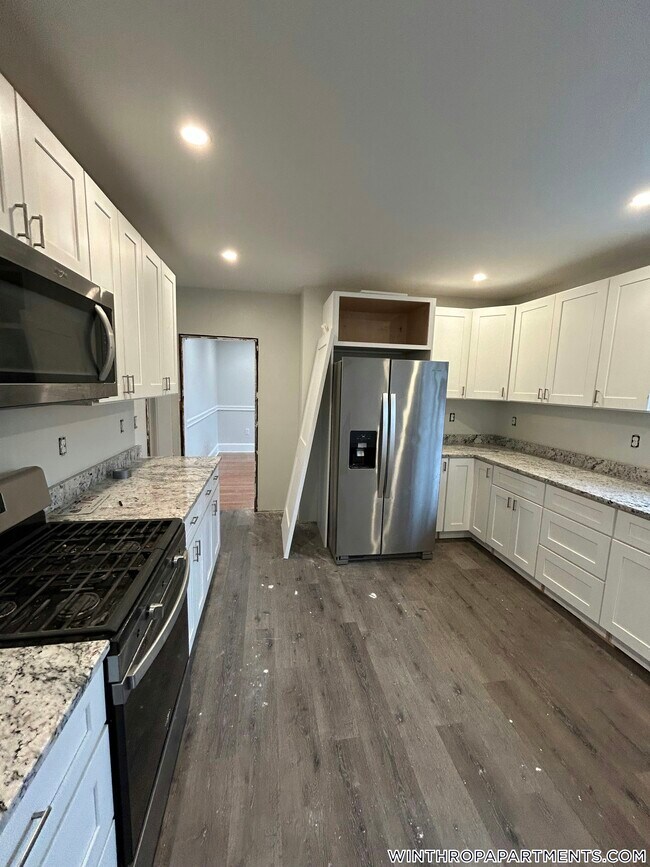 6 Edgehill Rd Unit 1, Winthrop, MA 02152