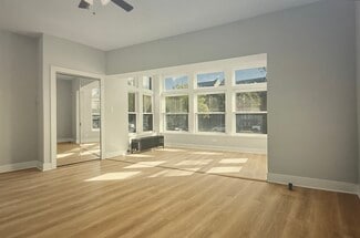 7600 N Sheridan Rd, Chicago, IL 60626