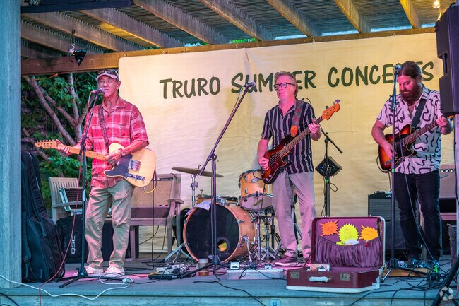 Live music can be heard in Truro every Thursday night in July and August.