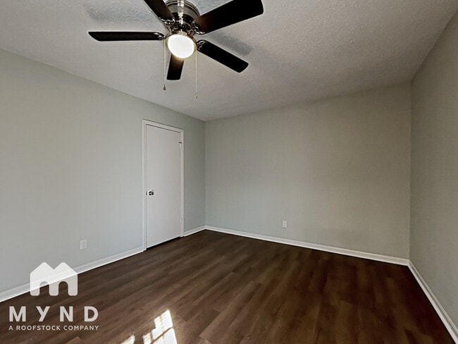 5967 Shane Cir, Pinson, AL 35126 - photo 7