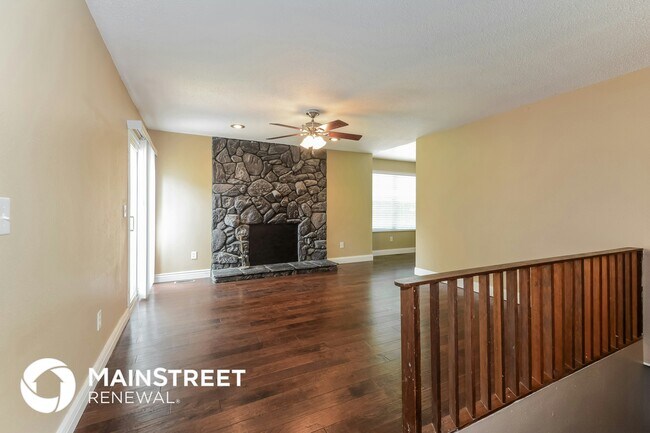 711 Levin Dr, O Fallon, MO 63366 - photo 4