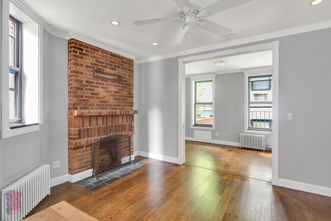 209 E 25th St unit 2-C, New York, NY 10010 - photo 5