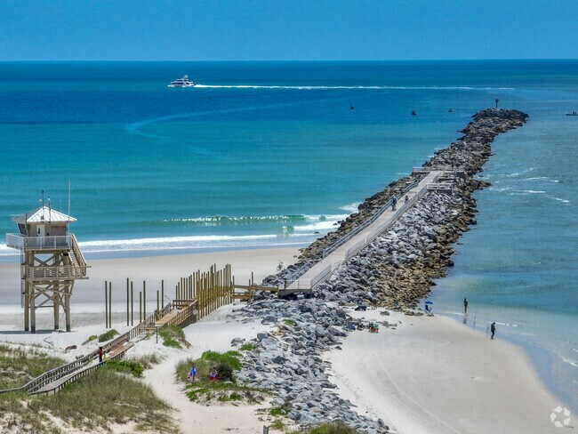 Ponce Inlet sits between Port Orange and Daytona Beach, less than 10 minutes from Allandale.