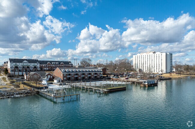 Trenton Point and Trenton Tower are popular condos built along the Detroit River in Trenton.