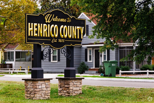 Henrico County welcomes travelers on the border of Edgewood.