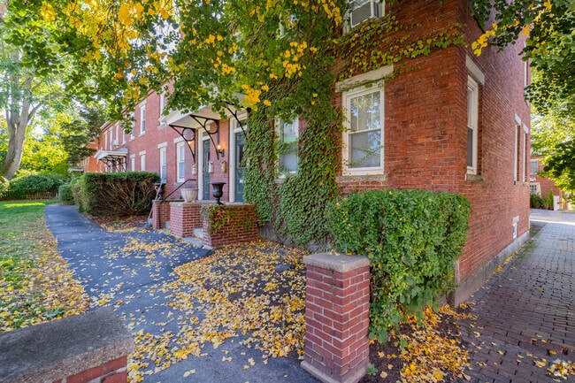 Stylish townhomes in downtown Manchester provide a perfect blend of comfort & urban convenience.