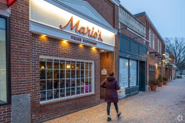 Mario's Italian Restaurant is a local favorite located in the heart of downtown Lexington, MA.