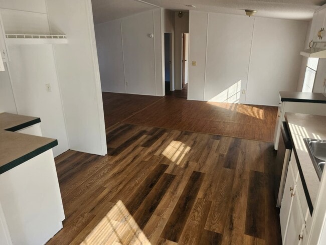 9611 SW 82nd Ave, Gainesville, FL 32608 - photo 4