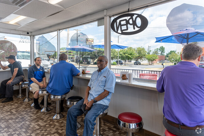 Residents of Belview enjoy stopping by La Casuelas NY Style Pizza for a meal.
