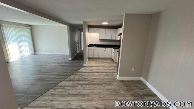 310 Thompson Rd unit 231, Webster, MA 01570 - photo 5