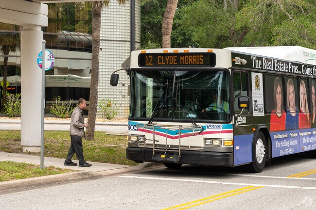 Sunrise Oaks residents can access the Votran bus system to get all around Volusia County.