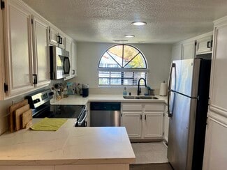110 Via Solaro Unit 110, Encinitas, CA 92024