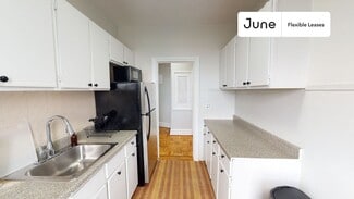 579 61st St, Brooklyn, NY 11220