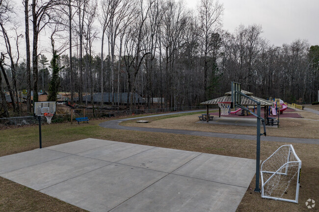 Kincaid Elementary School has over 550 students.