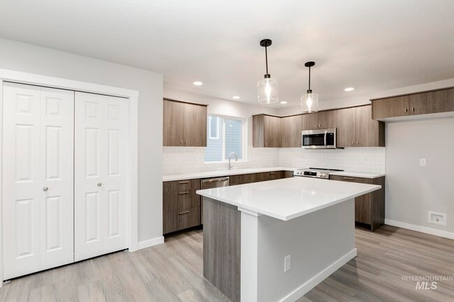 3018 N Star Garnet Way, Kuna, ID 83634 - photo 3