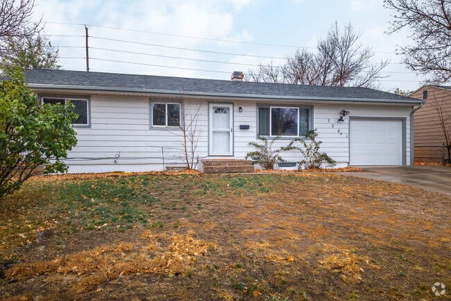 Find modest ranch-style homes in Sun Valley.