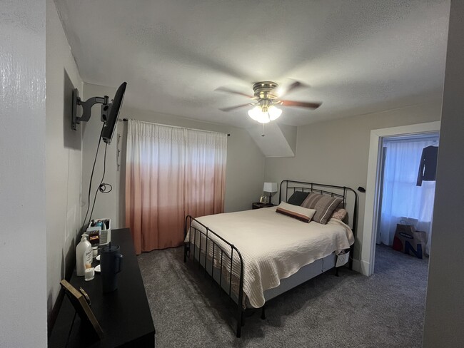 224 Delaware Ave, Oakmont, PA 15139 - photo 3