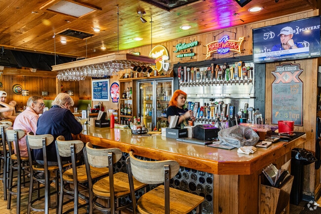 Fruit Cove residents enjoy the many food options available to them.