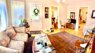 229 W Van Buren St Unit 2, Port Washington, WI 53074
