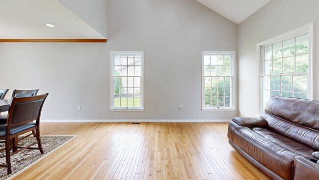 11 Adams Ct, Plainsboro, NJ 08536 - photo 2