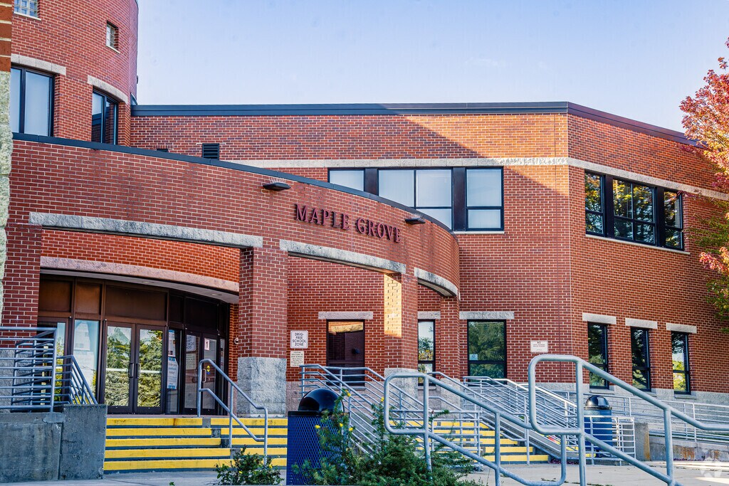Maple Grove Elementary School provides education in the neighborhood of 
Greenfield