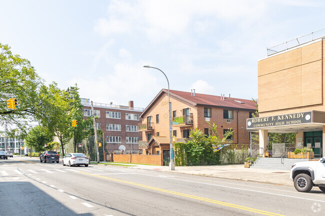 Robert F Kennedy Community High School is located at 7540 Parsons Blvd in Queens, NY.