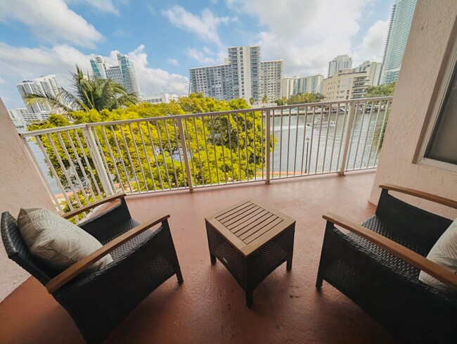 252 Three Islands Blvd, Hallandale Beach, FL 33009 - photo 6