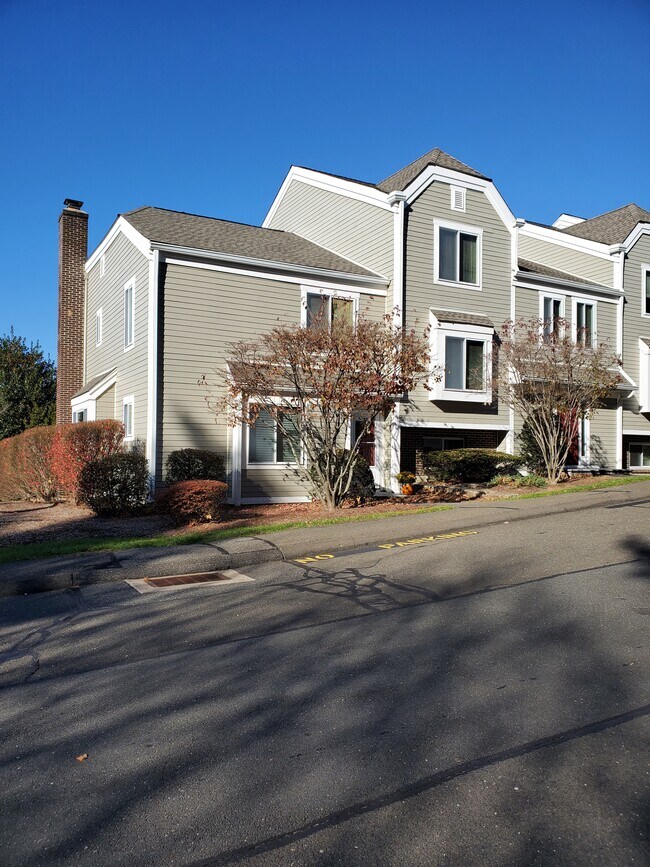 71 Aiken St unit B3, Norwalk, CT 06851 - photo 4