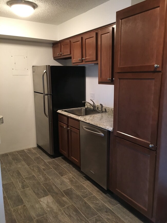 7110 W 20th Ave Unit 105, Lakewood, CO 80214