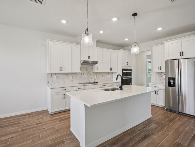 1922 Coolridge Place, Zephyrhills, FL 33541 - photo 6