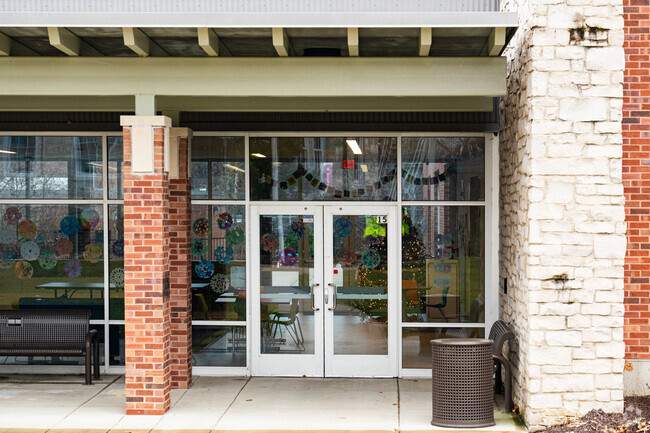 Great Circle Academy has 226 students in grades PK, K-12.