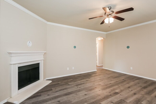 517 Pawnee St, Cross Roads, TX 76227 - photo 4