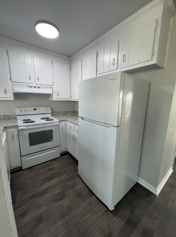 1568 N King St unit 1LG, Hampton, VA 23669 - photo 4