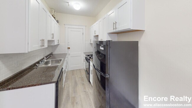 235 Park Dr unit 28, Boston, MA 02215 - photo 3