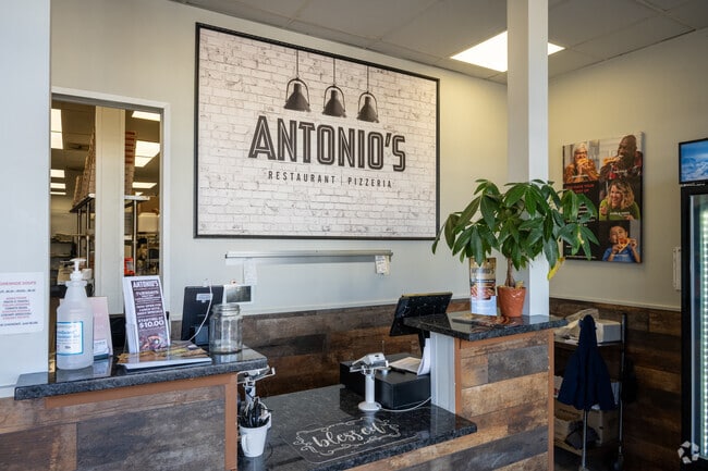 Antonio's Italian Restaurant is a great dining option for locals in the city of Lewisville.