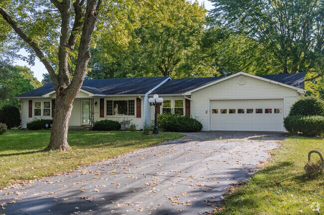 Raymond Park has spacious ranch style homes available.